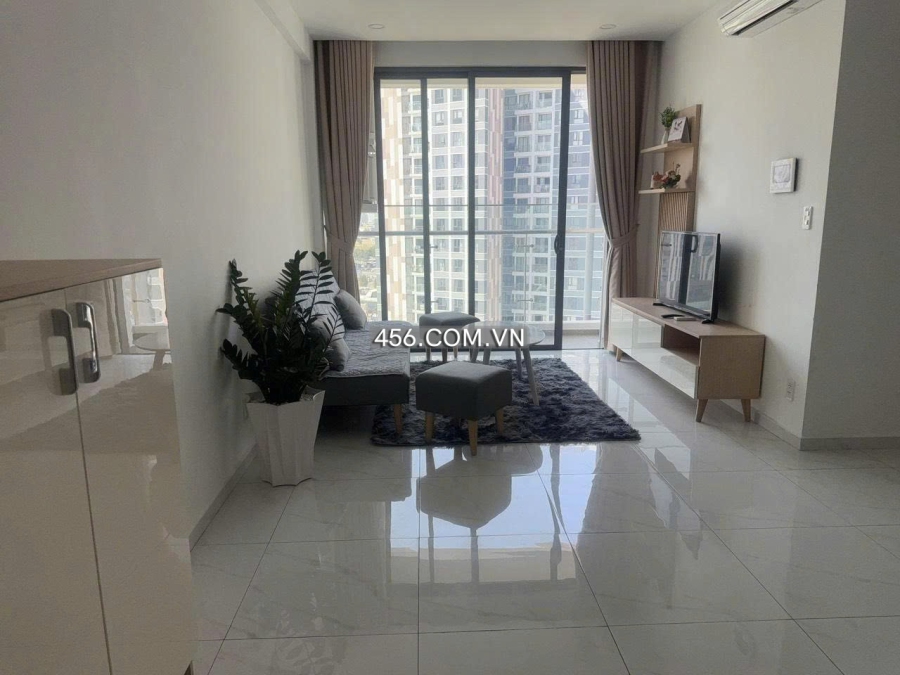2 Bedrooms Dlusso Apartments For Lease 75 sqm...