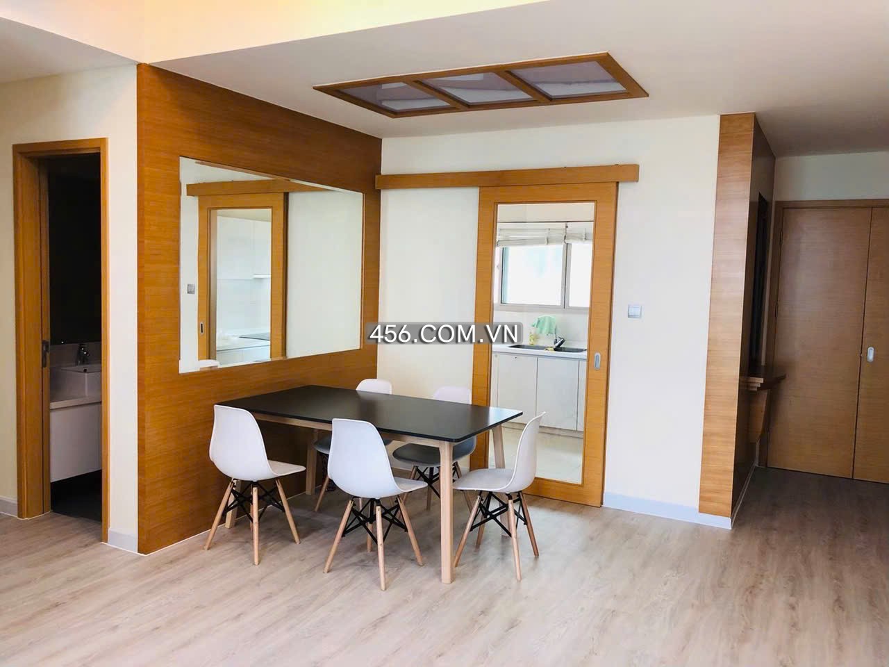 Hinh-The Vista An Phu Apartment For Rent 3 Bedrooms pool view