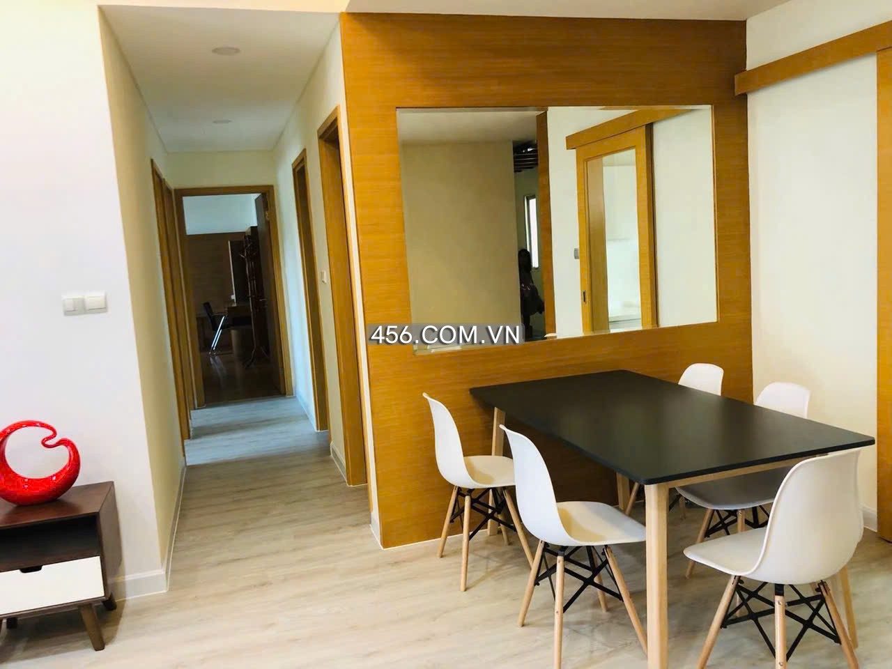 Hinh-The Vista An Phu Apartment For Rent 3 Bedrooms pool view