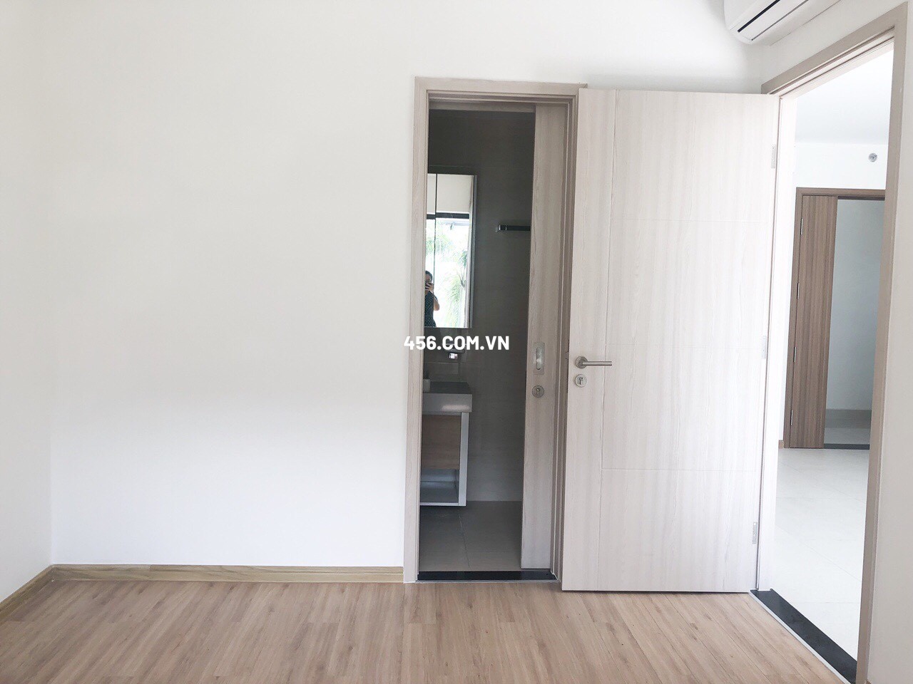 Hinh-New City Thu Thiem Apartment For Rent 2 Bedrooms A Part Furnished