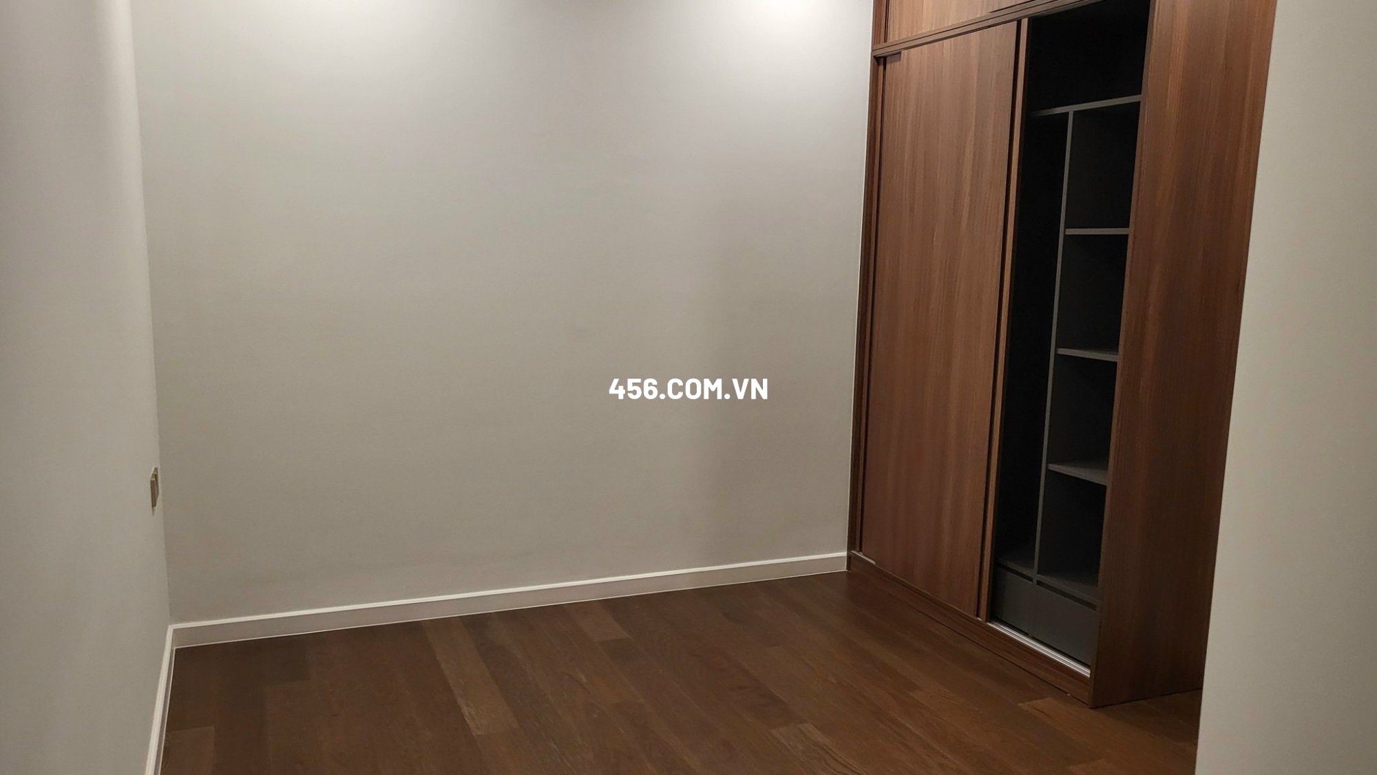 Hinh-The Metropole Thu Thiem apartment for rent 3 bedrooms fully furnished cheap price