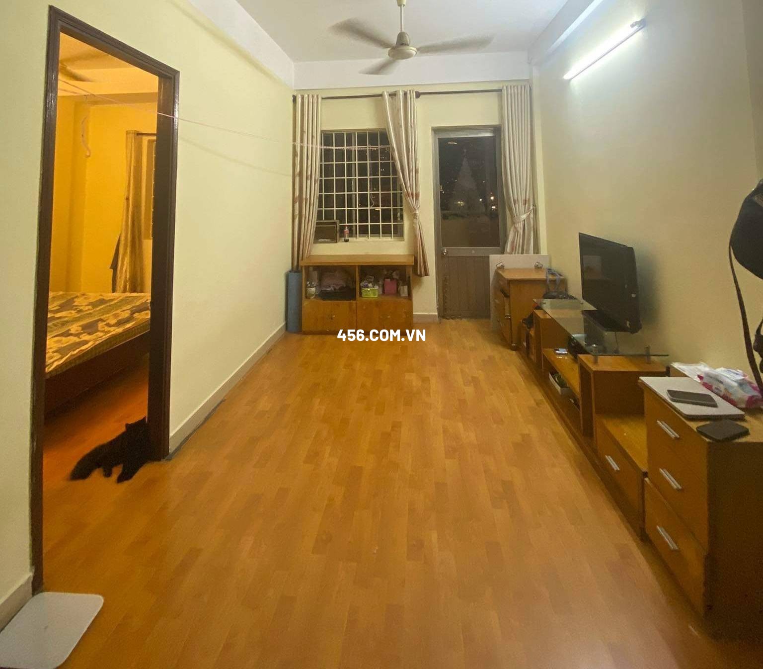 Hinh-2 Bedrooms Pham Viet Chanh Apartment For Rent in District 1