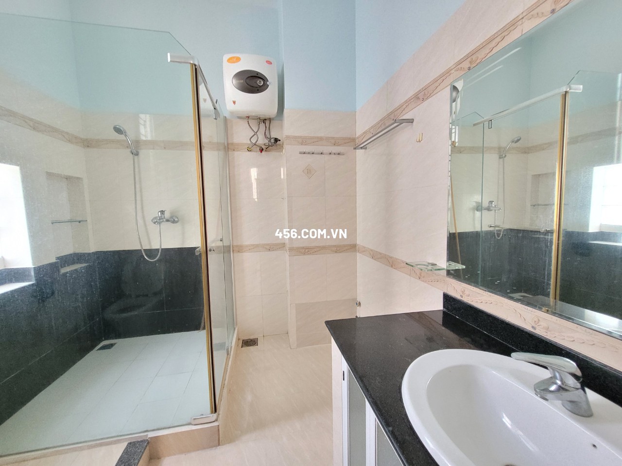 Hinh-Villas Nguyen Van Huong st Thao Dien Ward  for rent Thu Duc