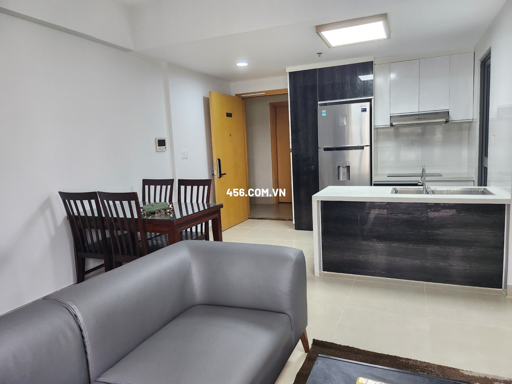 Hinh-2 Bedrooms Masteri Thao Dien Apartment Fully Furnished Landmark 81 View