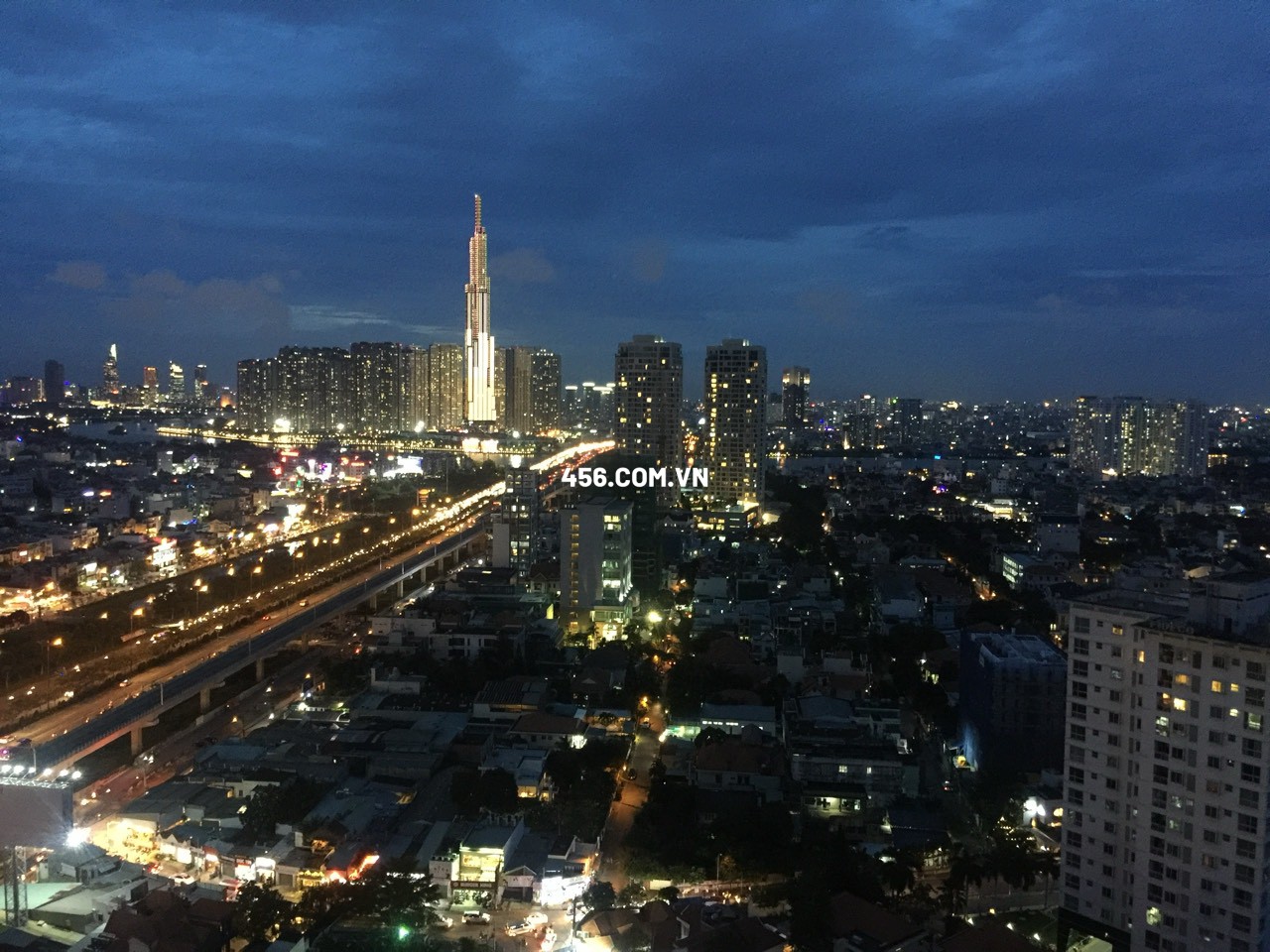 Hinh-Bán Cho thuê Căn hộ Masteri Thảo Điền 2 Phòng Ngủ Lầu Cao View Toàn cảnh landmark 81