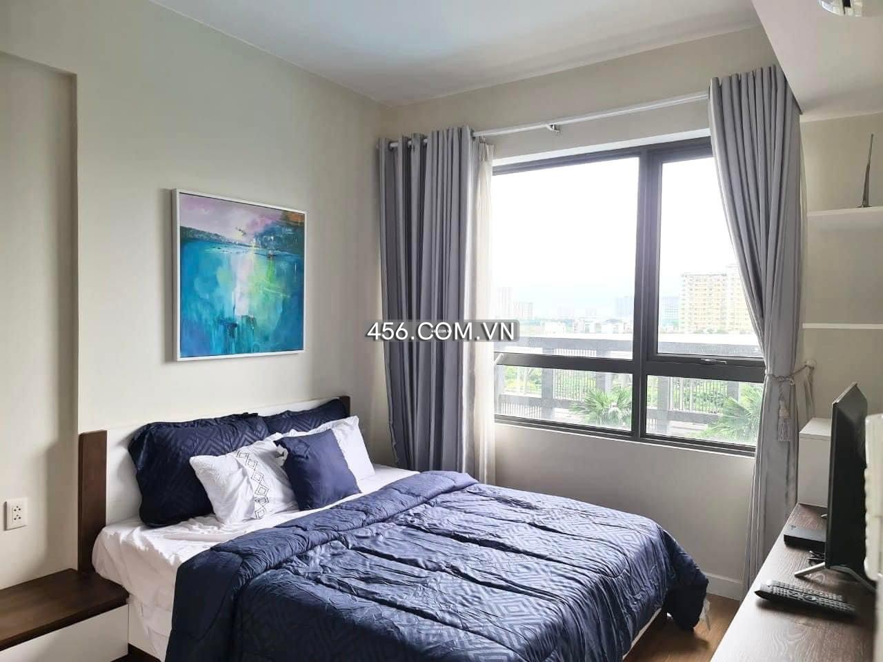 Hinh-2 Bedrooms Masteri Thao Dien apartment for lease Tower 5 Pool View