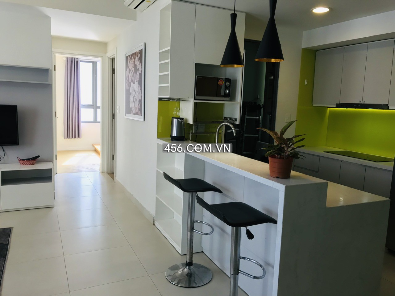 Hinh-2 Bedrooms Masteri Thao Dien Apartment For rent HighFloor Open Kitchen