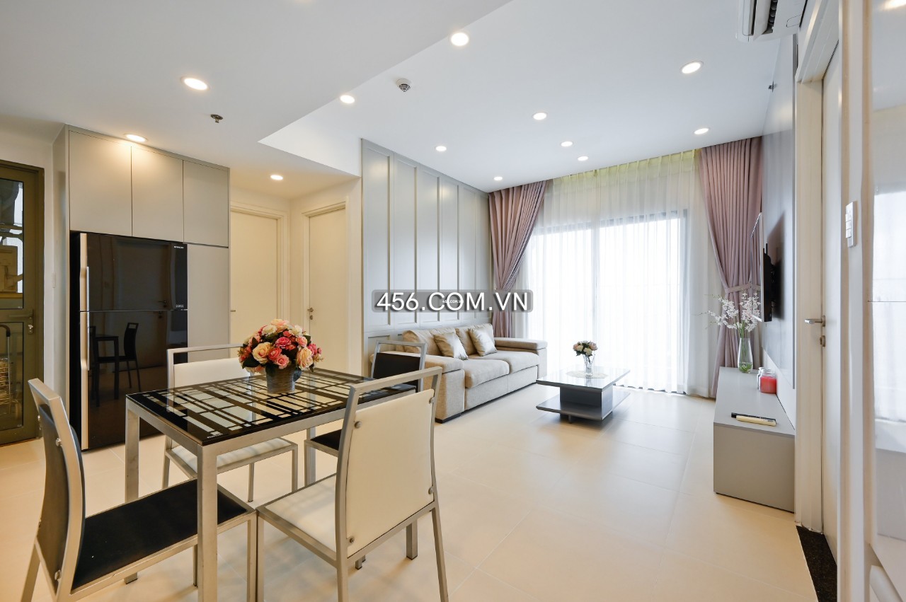 Hinh-2 Bedrooms Nice Furniture Masteri Thao Dien Apartment For Lease in Tower 5