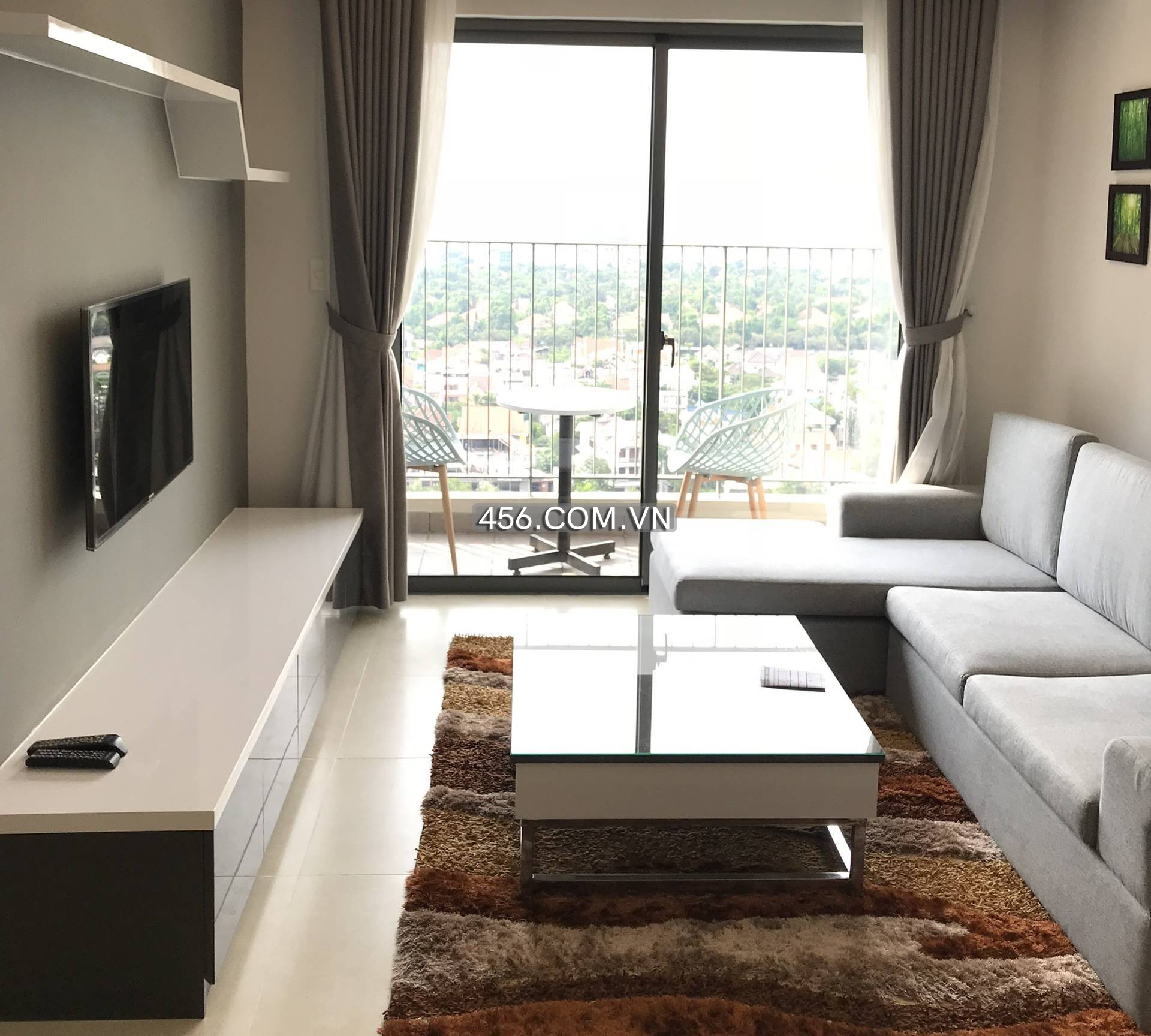 Hinh-2 Bedrooms RiverView Masteri Thao Dien Apartment For Rent Nicev