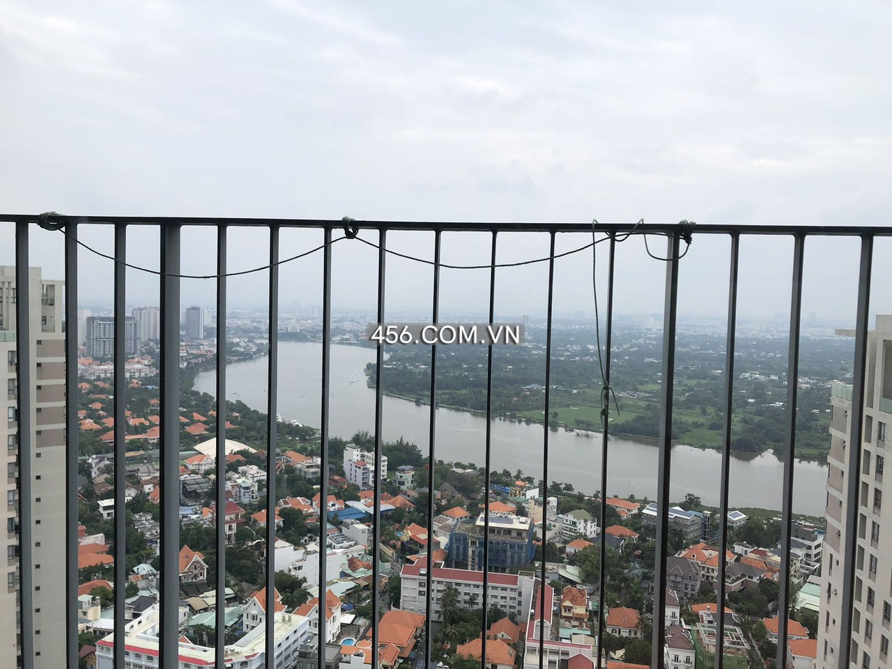 Hinh-3 Bedrooms Flat Masteri Thao Dien Apartment For Rent Tower 5 RiverView