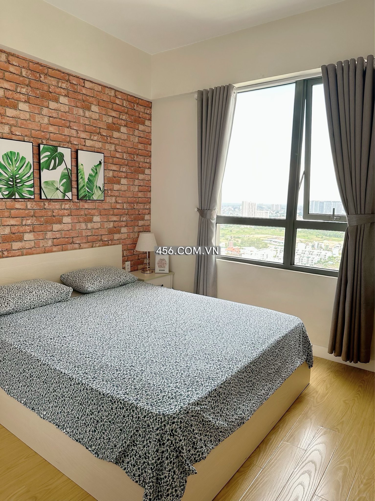 Hinh-2 Bedrooms Flat Masteri Thao Dien Apartment For Lease RiverView