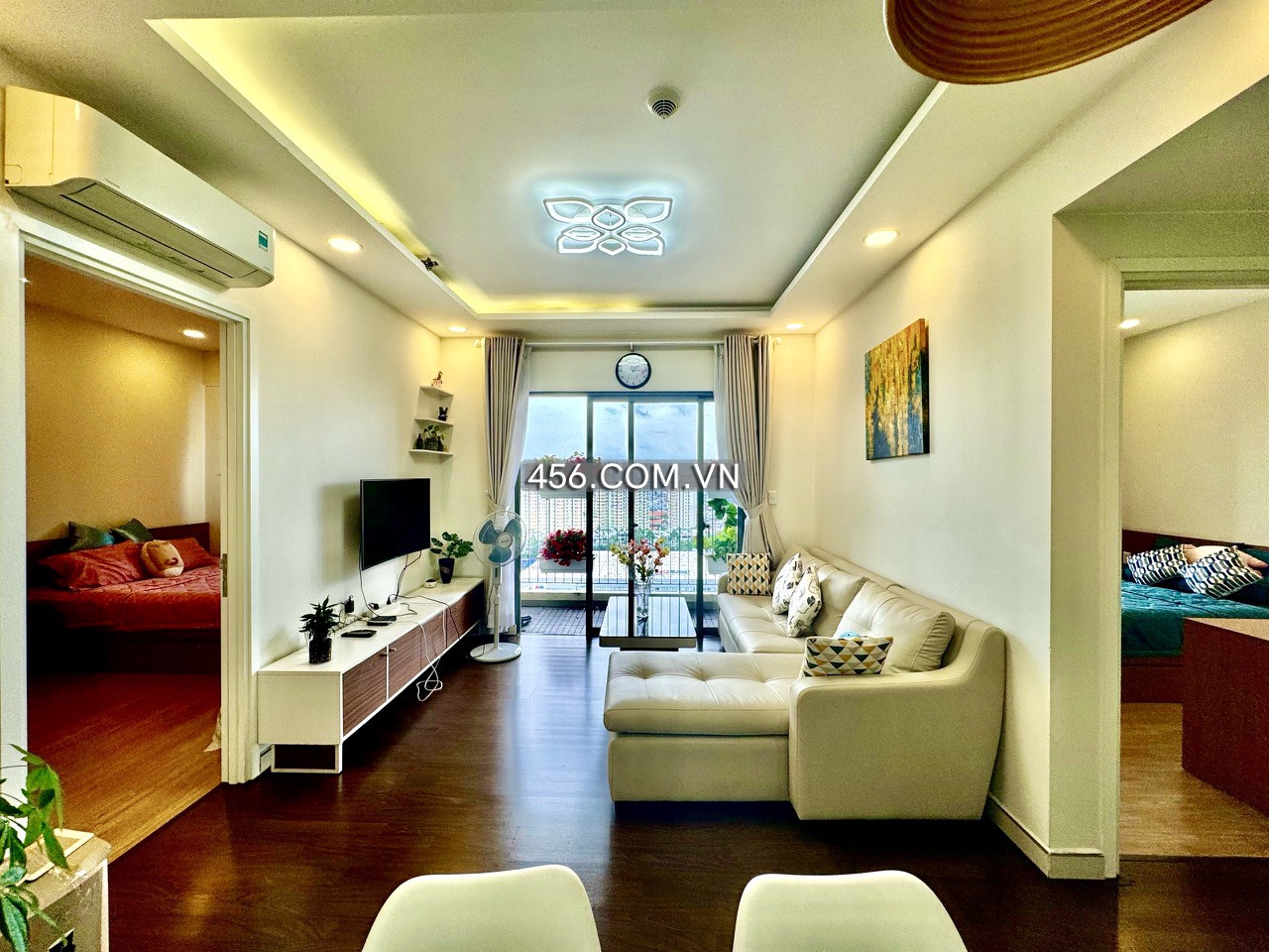 2 Bedrooms Masteri Thao Dien Condo For Lease...