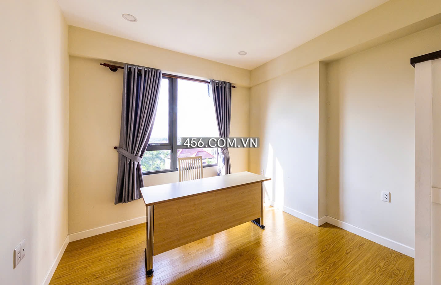 Hinh-Cheap 3 Bedrooms Masteri Thao Dien Apartment For Rent 26 Million VND/Month