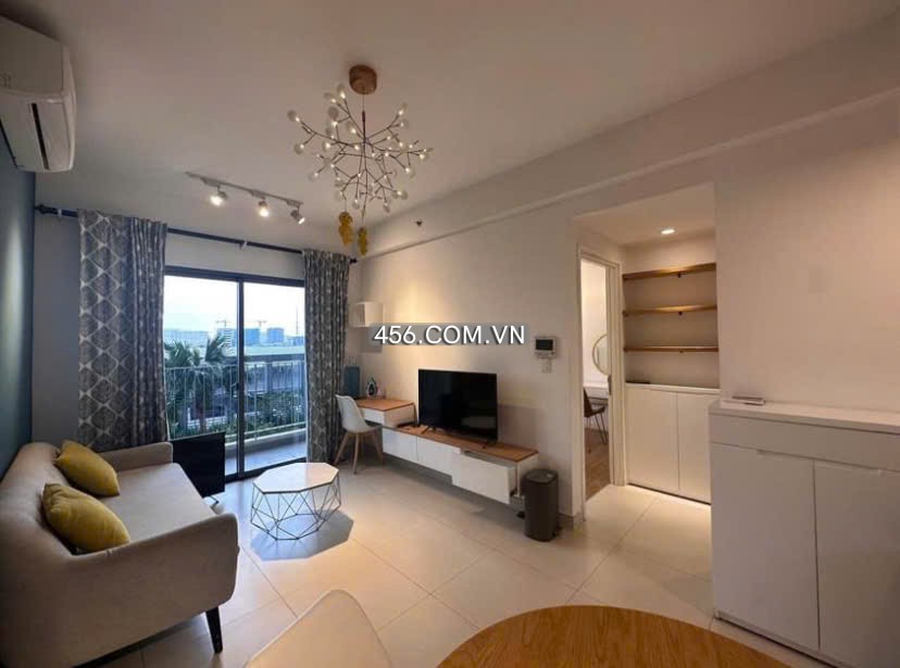 Hinh-1 Bedrooms Masteri Thao Dien Apartment For Lease Big Balcony