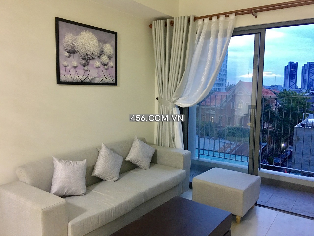 Hinh-2 Bedrooms Masteri Thao Dien Apartment For Rent Low Floor