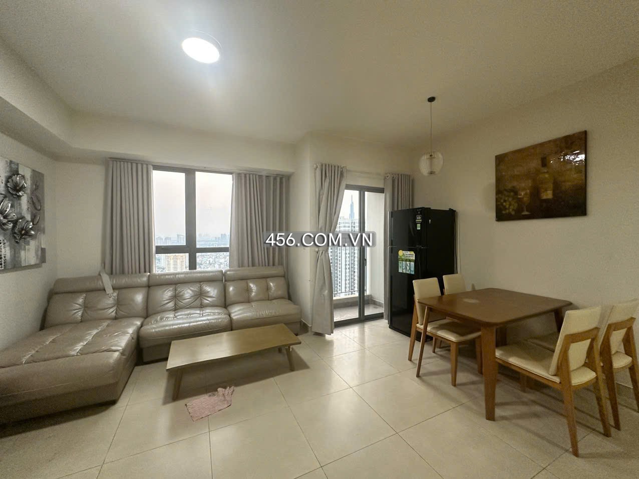 Hinh-2 Bedrooms Masteri Thao Dien Apartment for lease Tower 3 Corner Unit