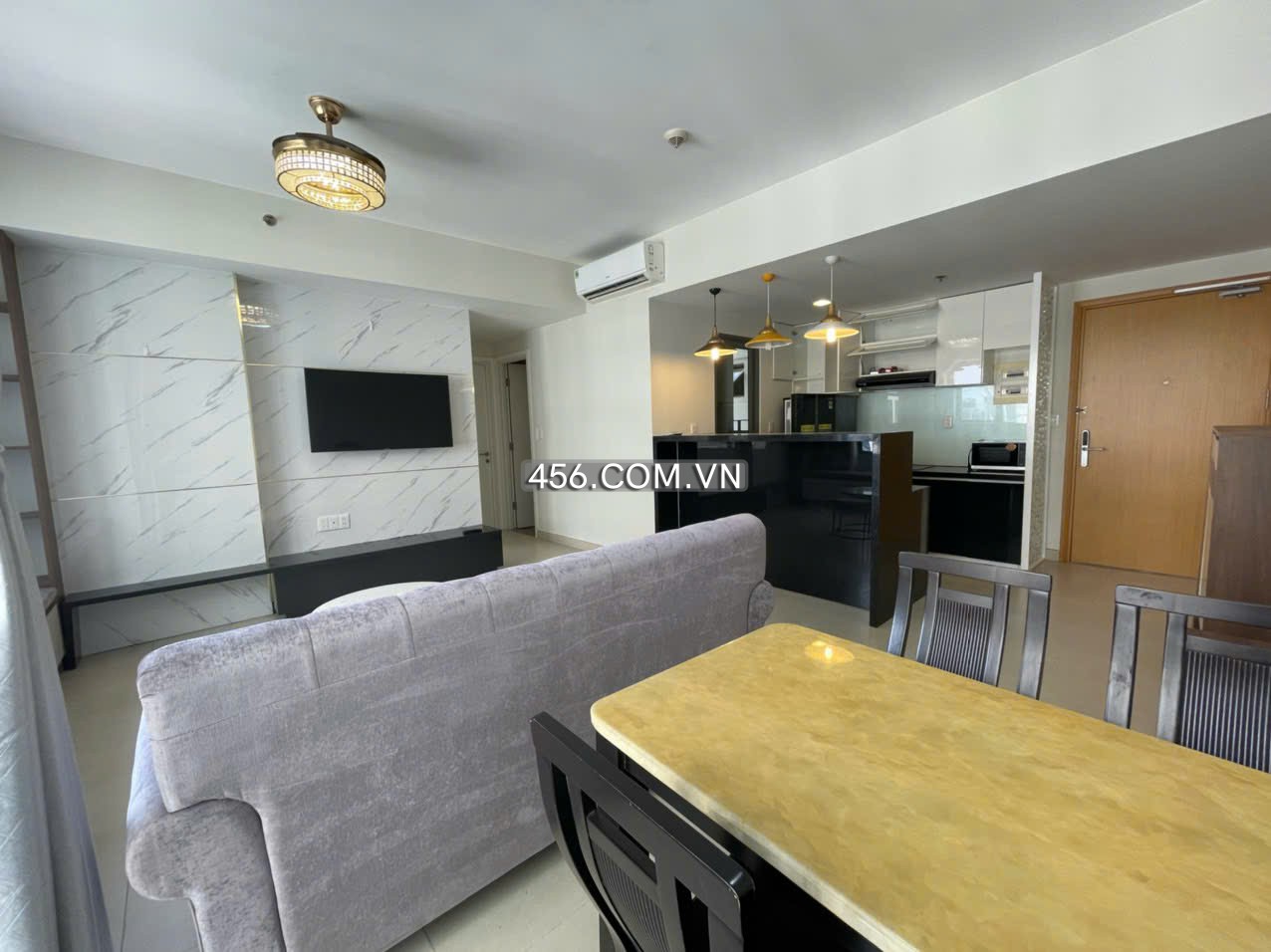 Hinh-2 Bedrooms Masteri Thao Dien Apartment For Rent Corner Unit