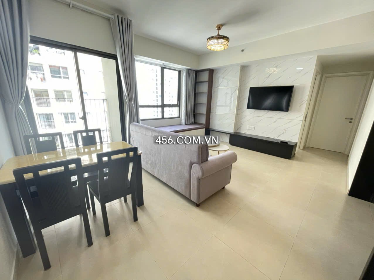 Hinh-2 Bedrooms Masteri Thao Dien Apartment For Rent Corner Unit