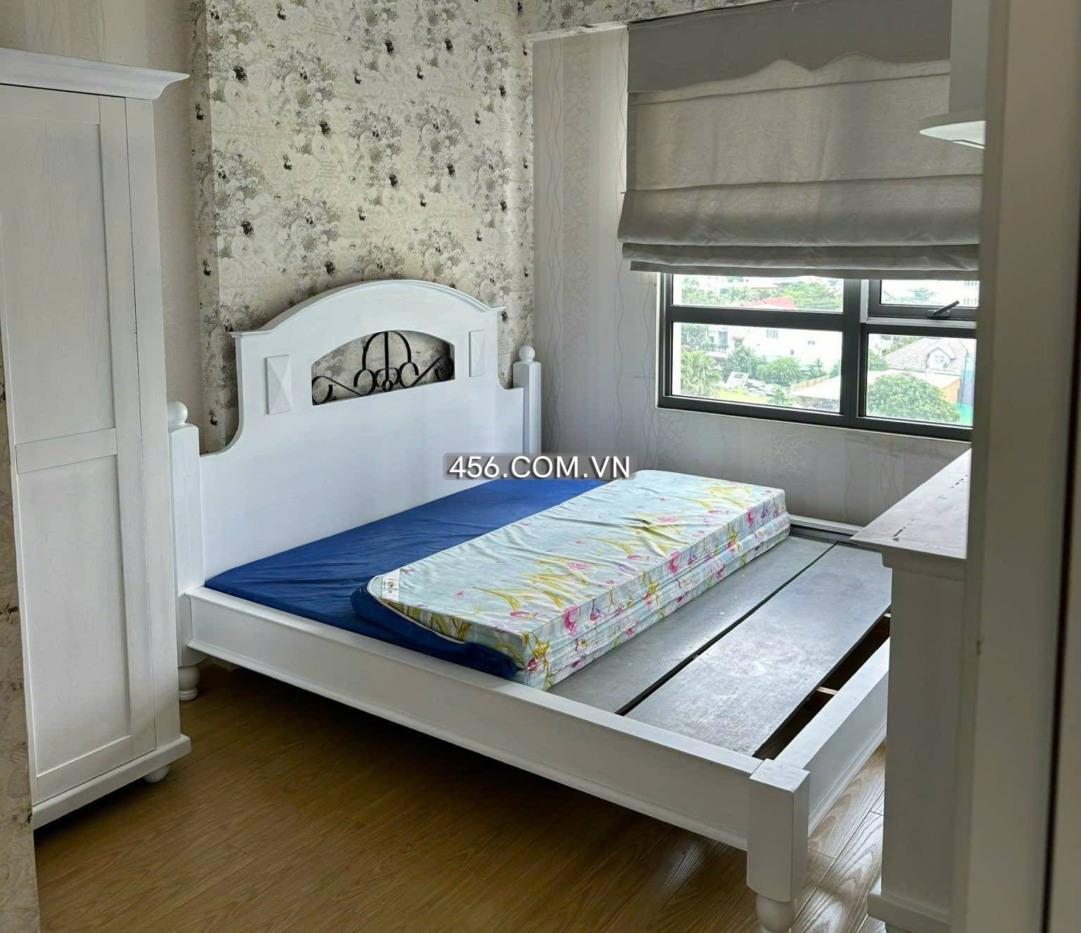 Hinh-2 Bedrooms Masteri Thao Dien Apartment For Rent River View Low Floor