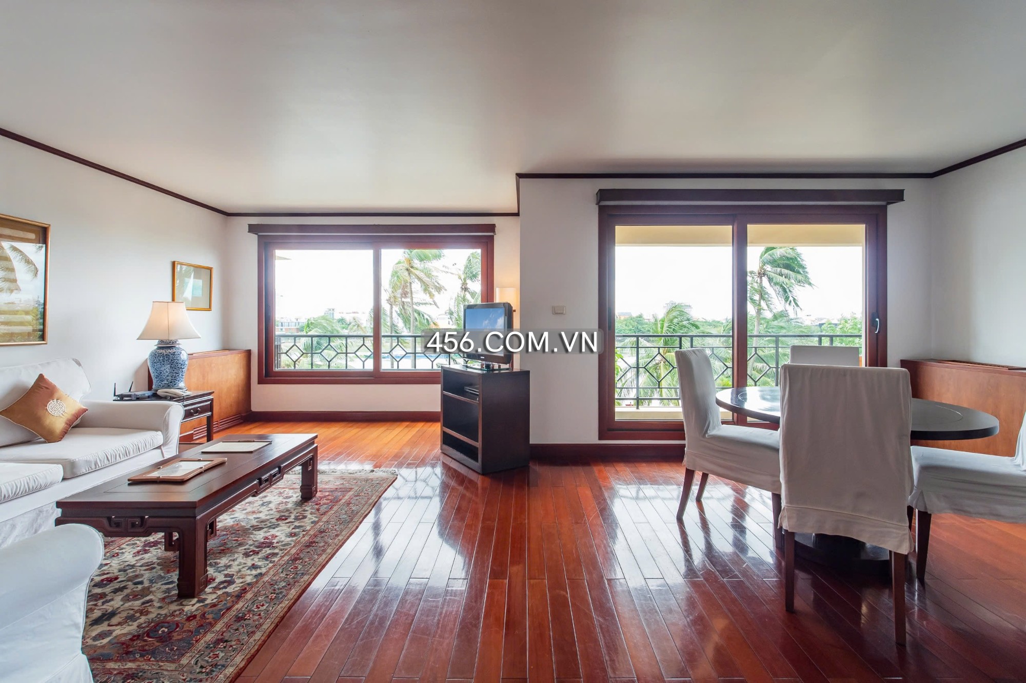 2 Bedrooms Saigon Domaine Apartment For Rent...