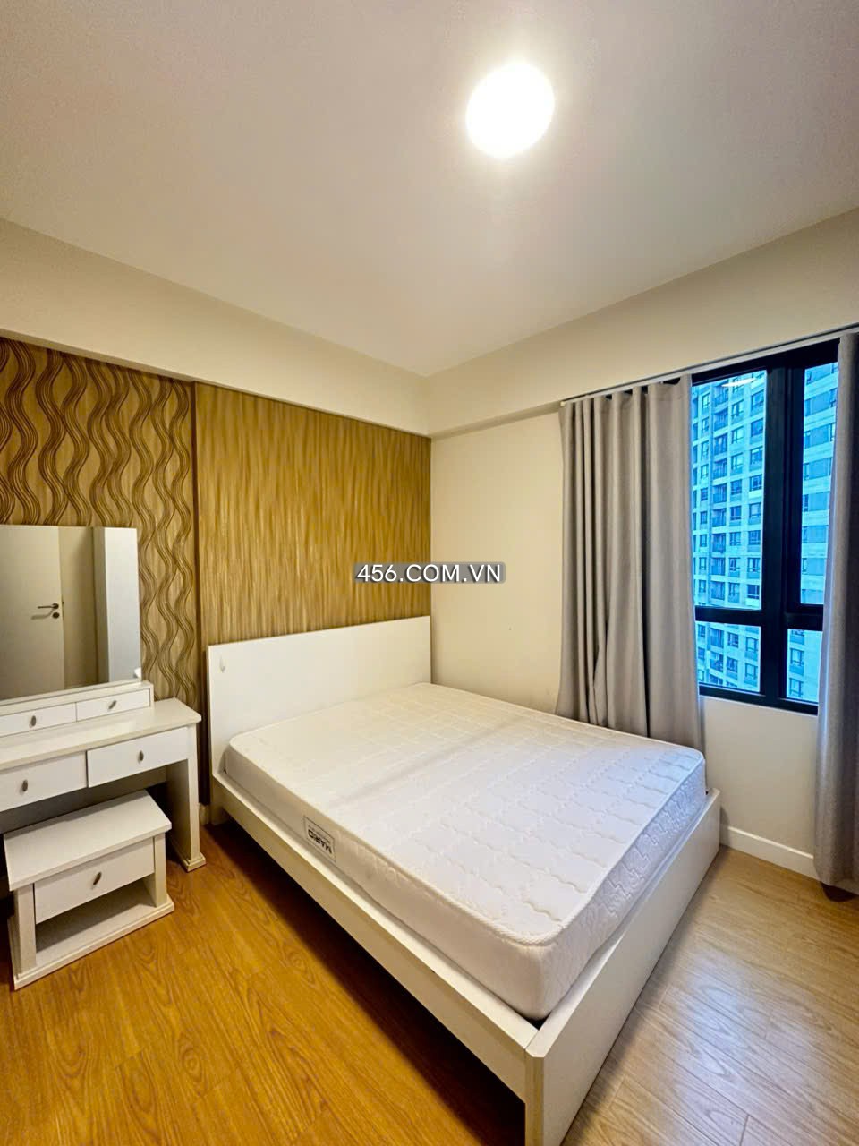 Hinh-2 Bedrooms Masteri Thao Dien Apartment For Lease Corner unit