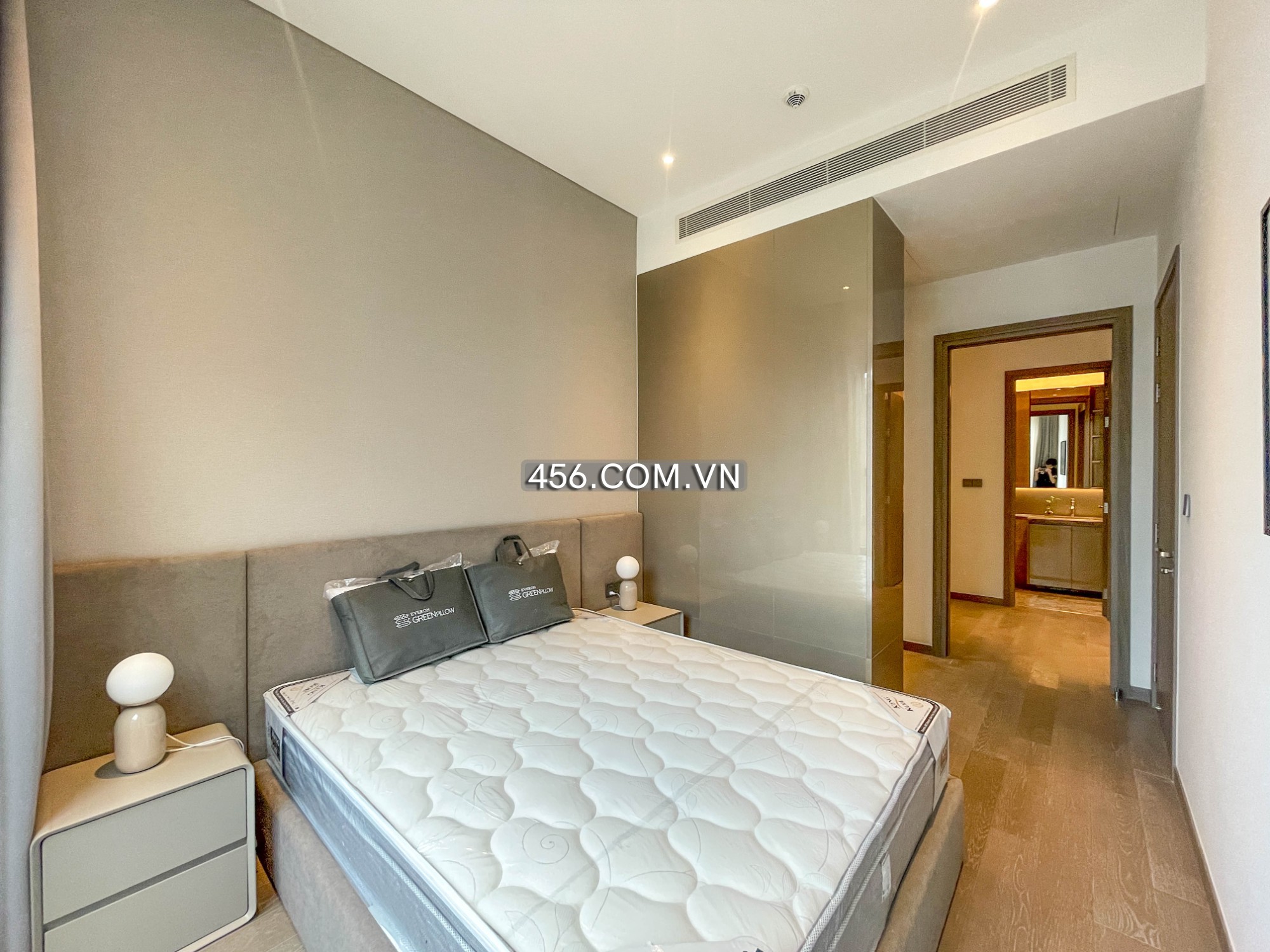 Hinh-1 Bedrooms The Marq Condo For lease District 1 HCMC