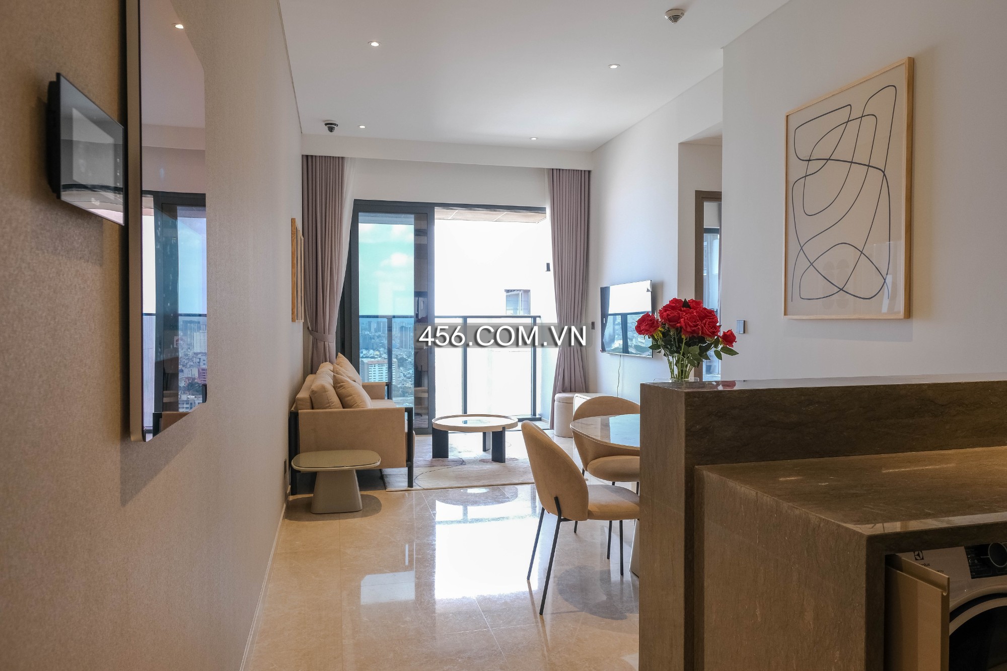 Hinh-2 Bedrooms The Marq Condo For Rent in District 1 HCMC