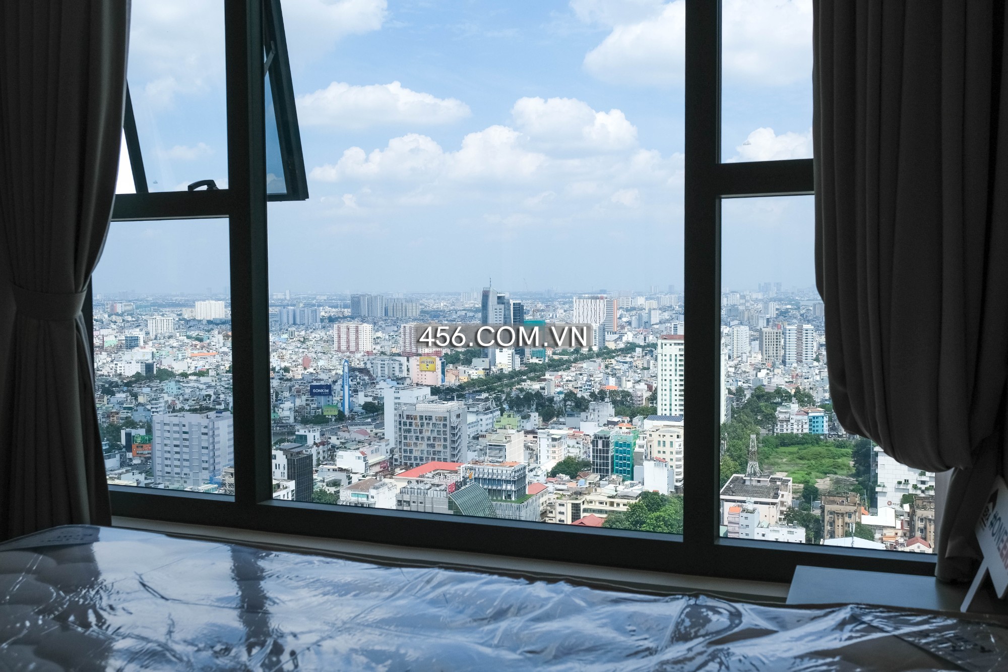 Hinh-2 Bedrooms The Marq Condo For Rent in District 1 HCMC