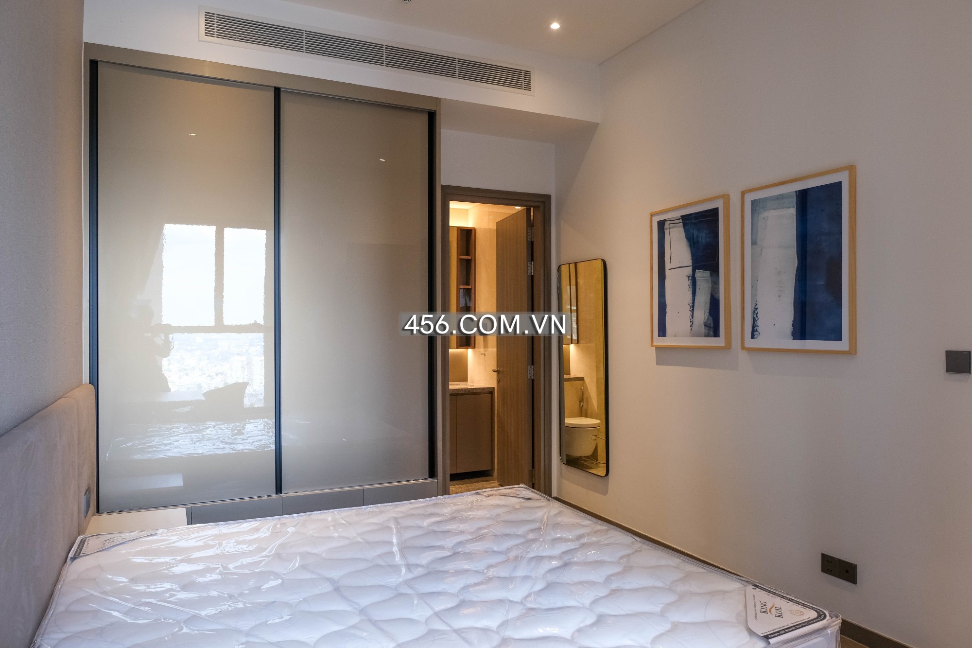 Hinh-2 Bedrooms The Marq Condo For Rent in District 1 HCMC