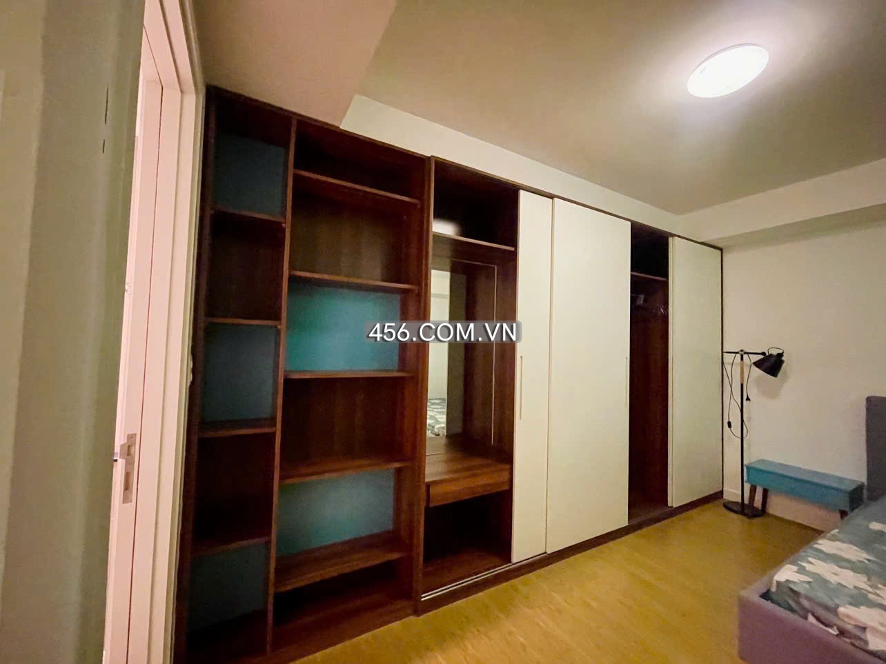 Hinh-4 Bedrooms Masteri Thao Dien Apartment For lease Nice Furniture