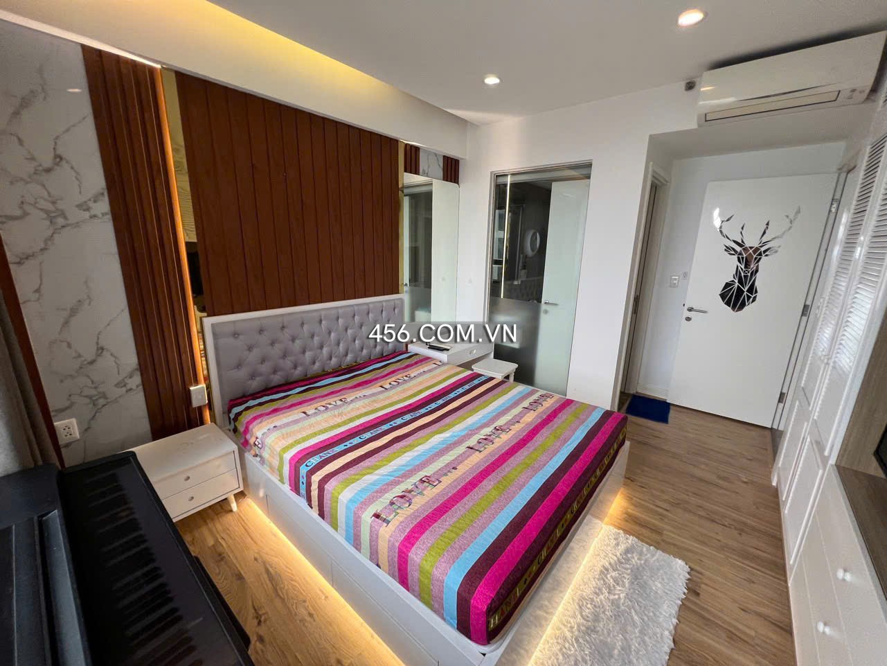 Hinh-1 Bedrooms Big Size Masteri Thao Dien Apartment For Lease