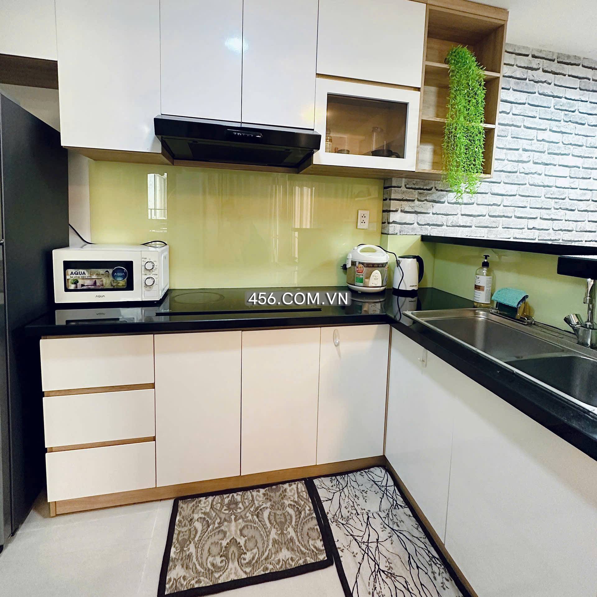 Hinh-Bán Căn hộ Masteri Thảo Điền Tháp 2 2 Phòng Ngủ View Hồ Bơi Rẻ