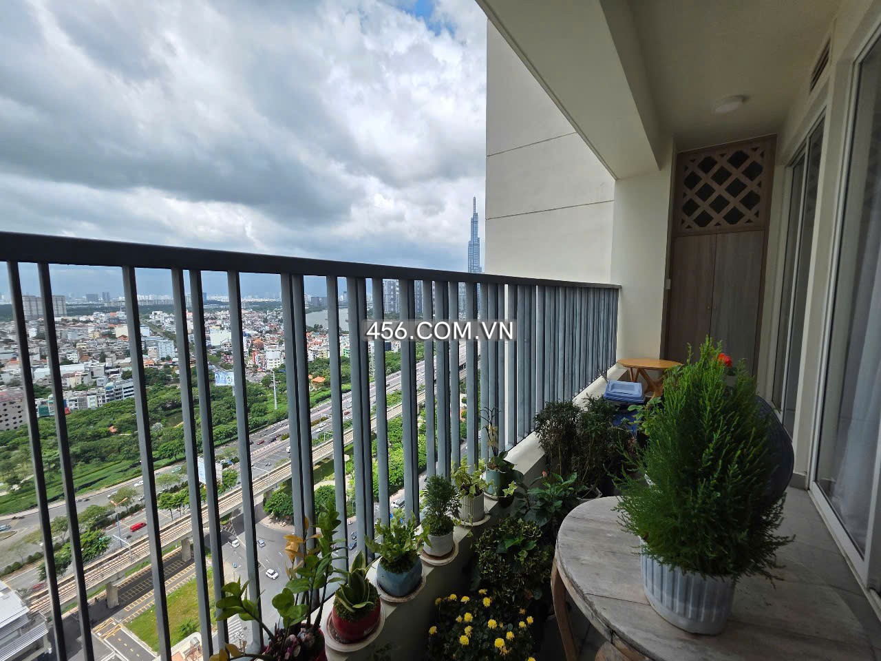 Hinh-Cho thuê Thảo Điền Pearl 2PN 115m² – Full NT, cạnh ga Metro TP.HCM