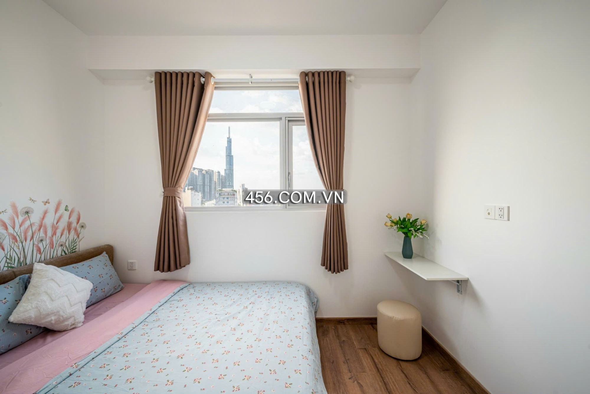 Hinh-Paris Hoang Kim Apartment 2 Bedrooms For Lease Nice Furniture