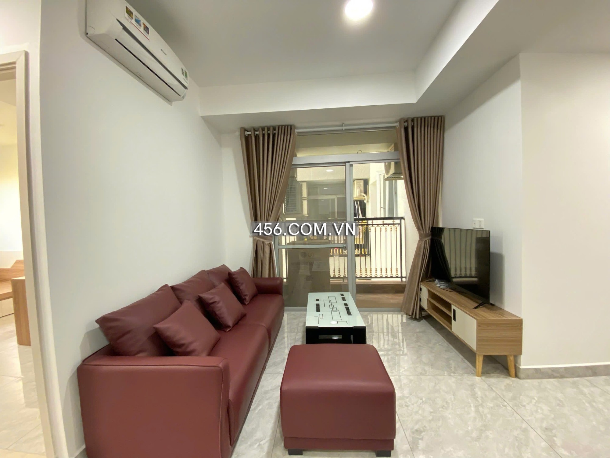 Paris Hoang Kim 2BR apartment – stylish,...