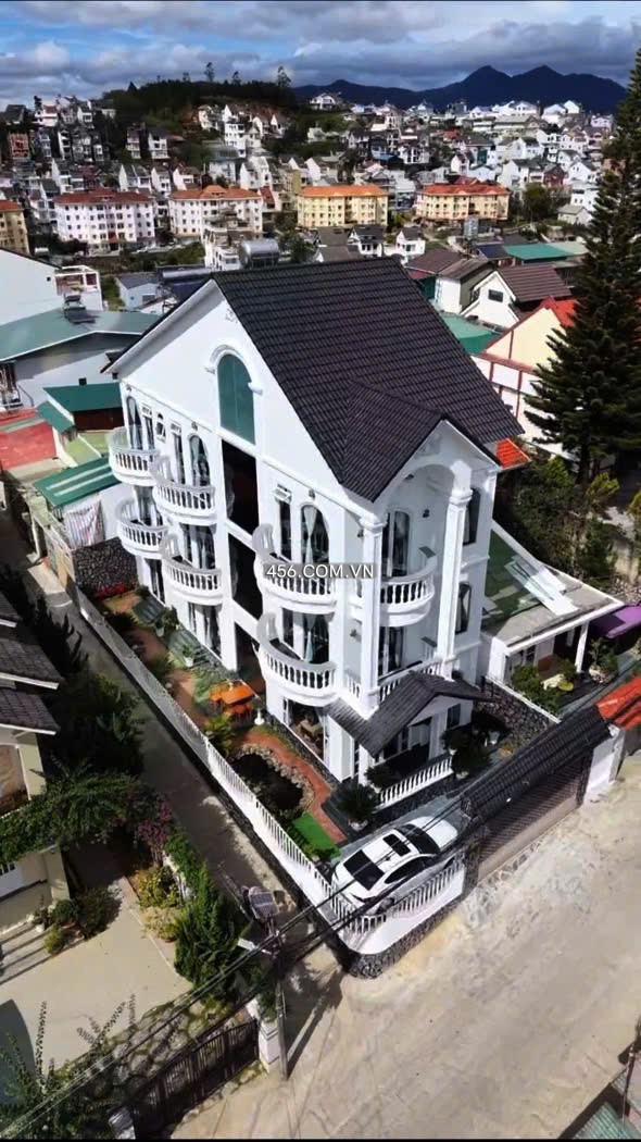 Hinh-Bán Biệt Thự 2 Mặt Tiền Đường Kim Đồng Phường 6 Đà Lạt