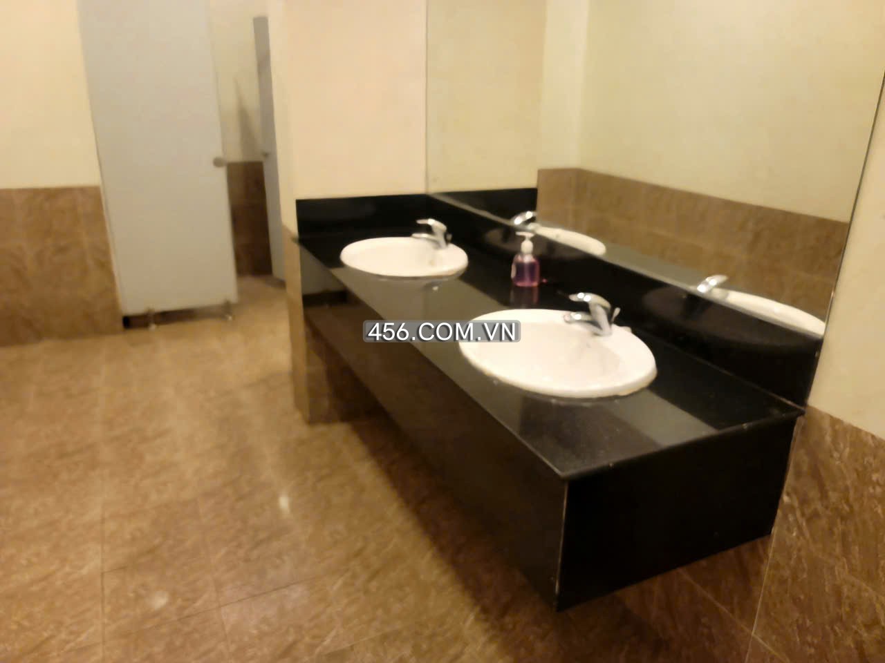 Hinh-Cho thuê mặt bằng trung tâm thương mại ngay Phan Chu Trinh Đà Lạt