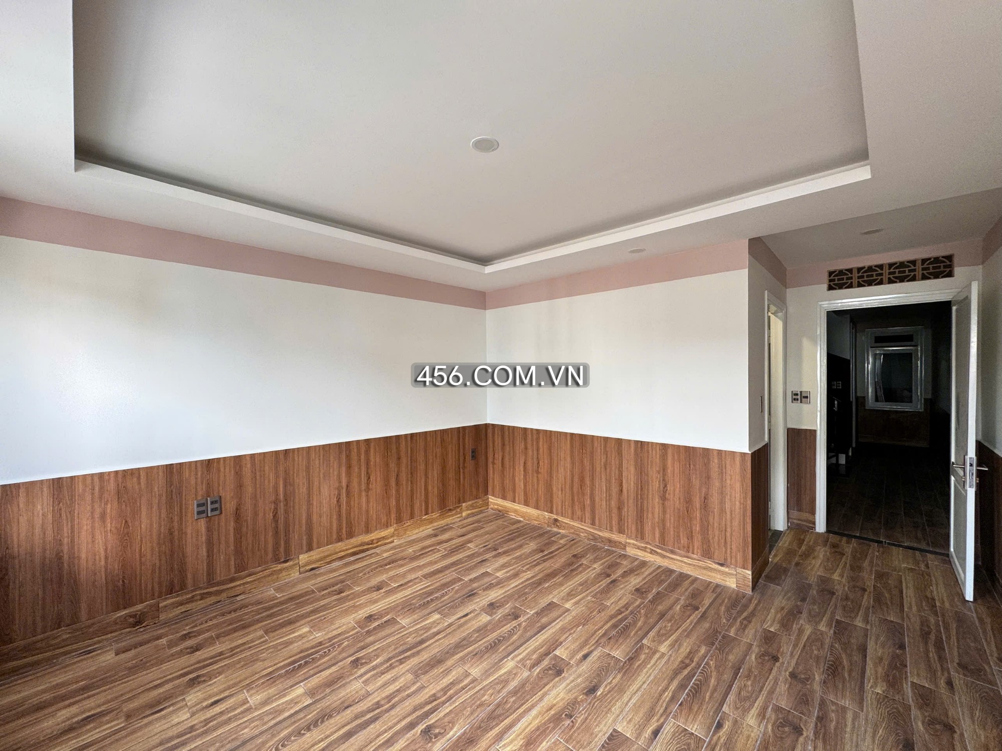 Hinh-Cho thuê nhà mặt tiền đường 3 tháng 2 Đà Lạt 35 triệu ngã 3 Việt Anh