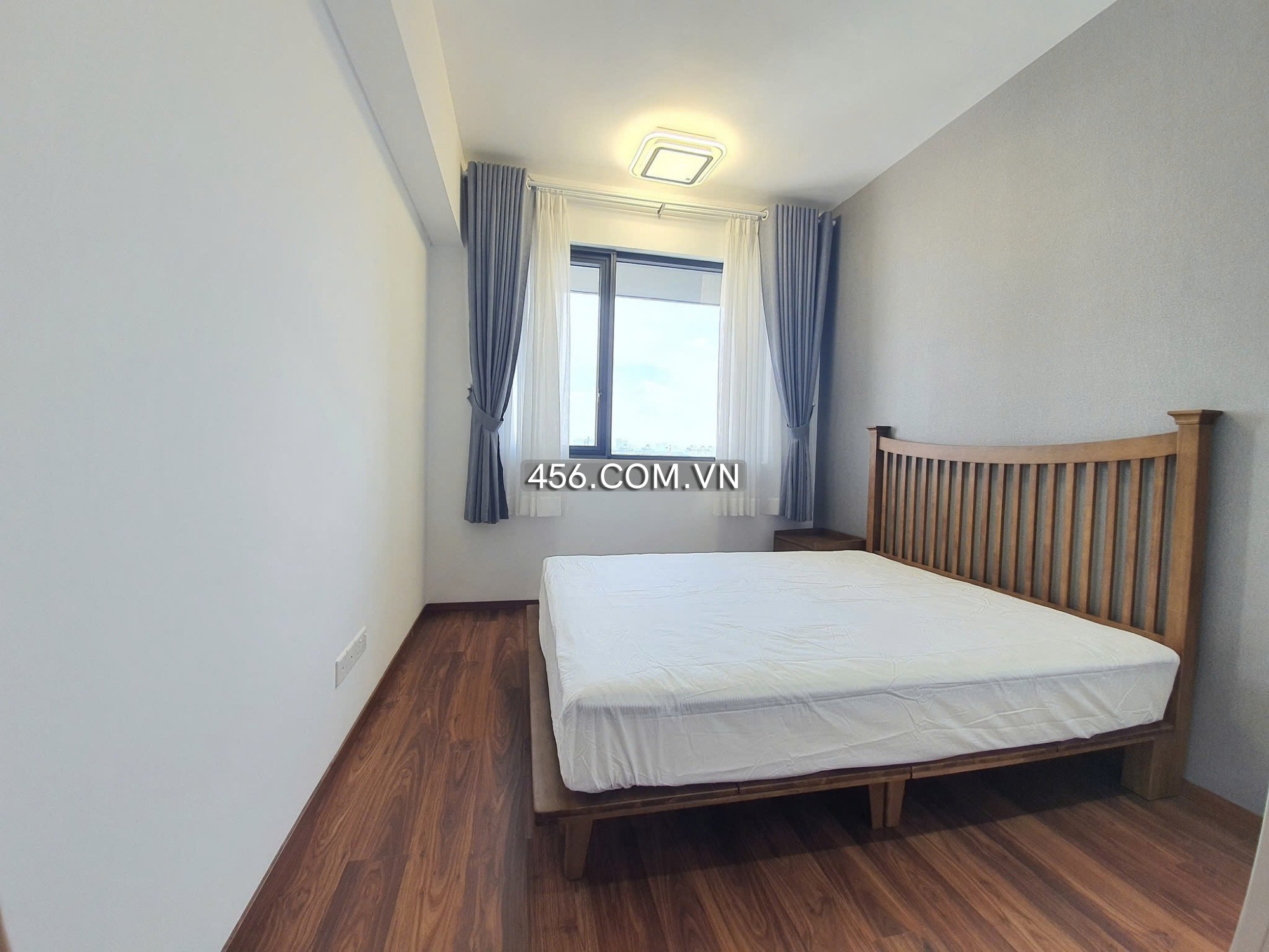 Hinh-2 Bedrooms One Verandah Apartment For Sale SPA Contract