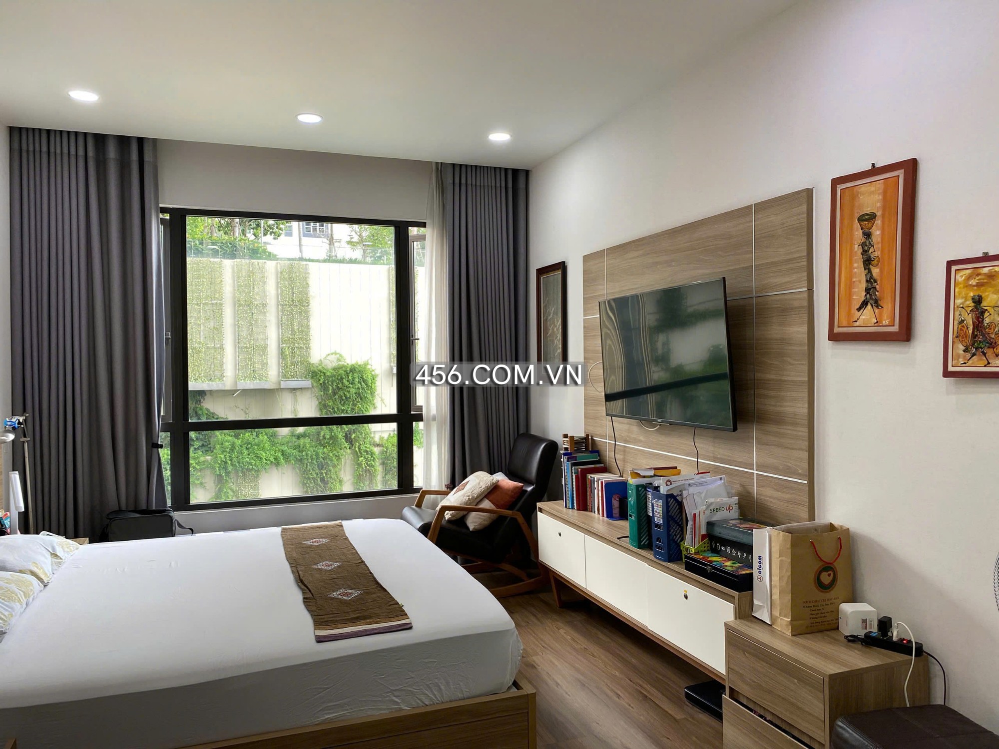 Hinh-Pool View Estella Heights Apartment For Rent 2 Bedrooms Tower 1