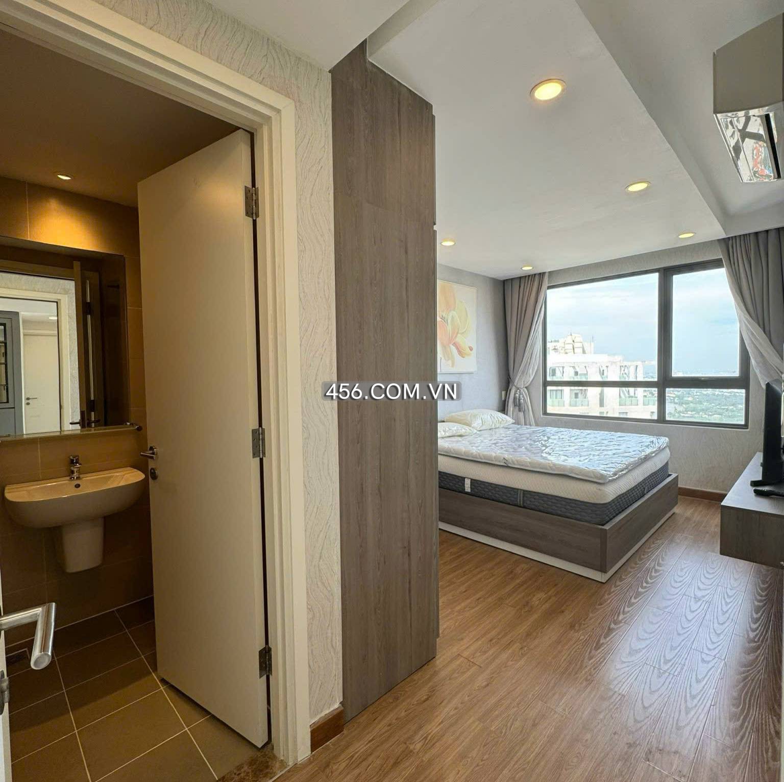 Hinh-Apartment Masteri Thao Dien For Lease 2 Bedrooms Tower 5 RiverView