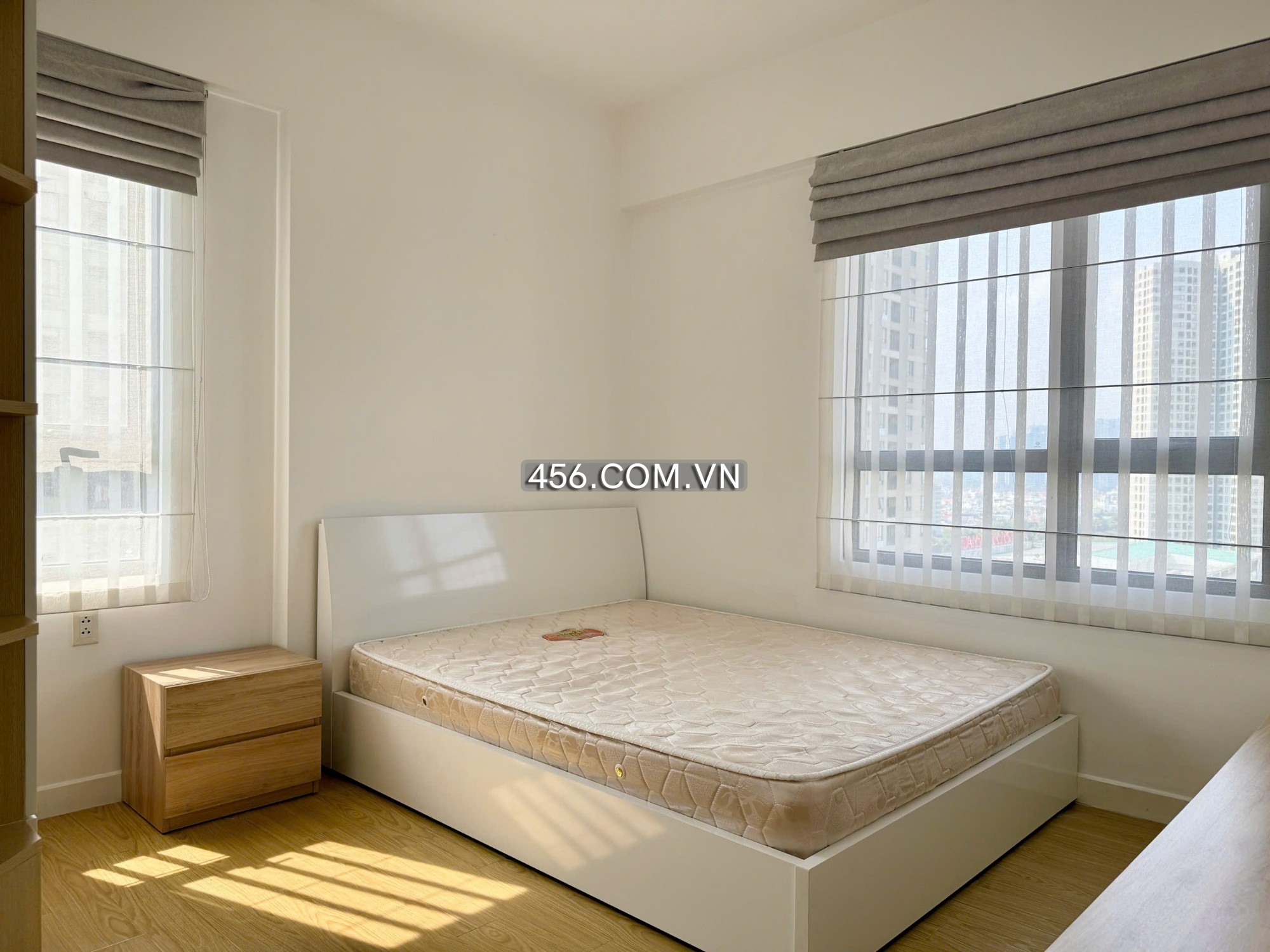 Hinh-Apartment for Rent Masteri Thao Dien Morden and Elegant 2 Bedrooms