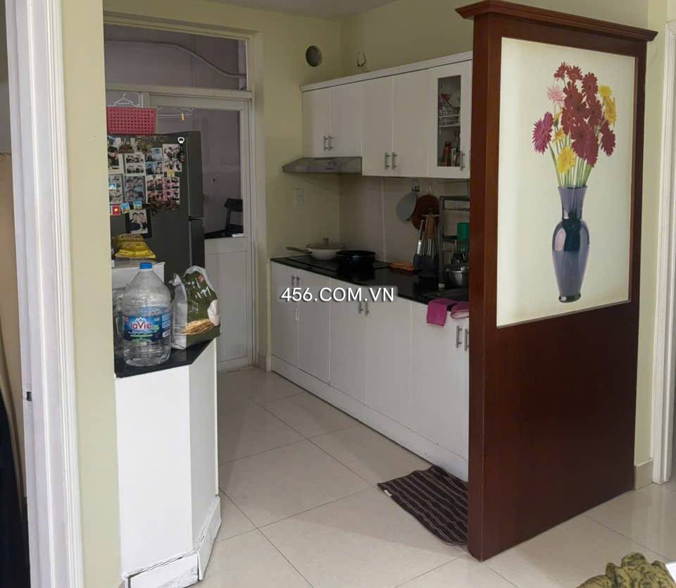 Hinh-Sky Garden 3 Apartment for Rent: Spacious 2-Bedroom Apartment