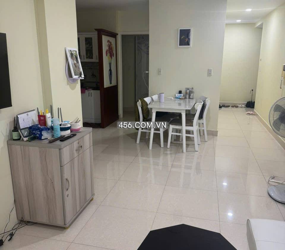 Hinh-Sky Garden 3 Apartment for Rent: Spacious 2-Bedroom Apartment
