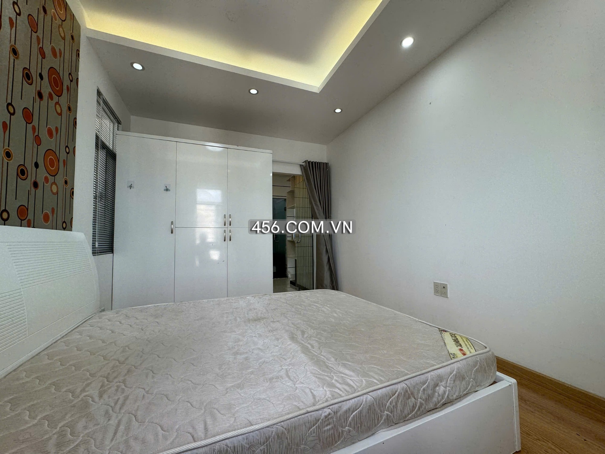 Hinh-Apartment for rent in Sky Garden 3, District 7, for 12 million VND/month.