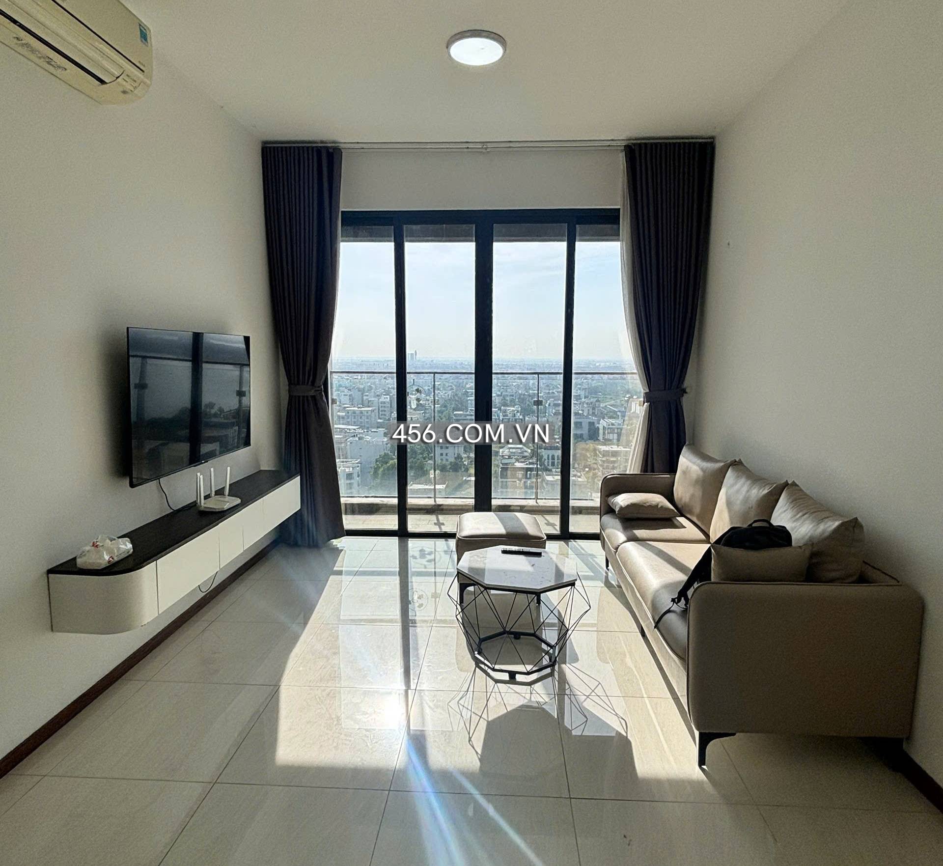 Hinh-One Verandah Apartment For Sale 2 Bedrooms Luminosa Tower SPA