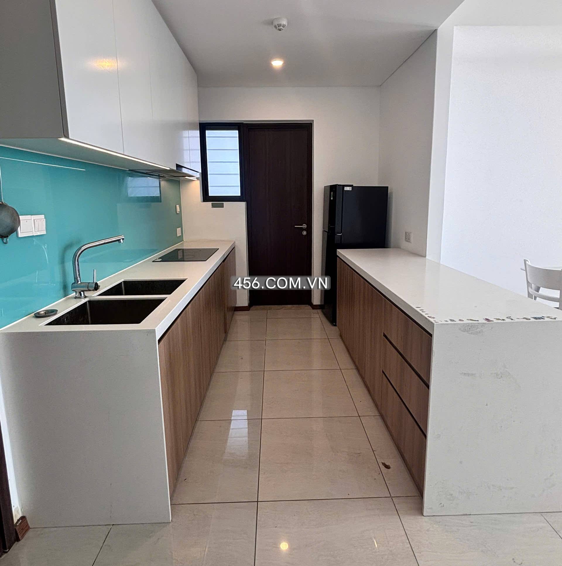 Hinh-One Verandah Apartment For Sale 2 Bedrooms Luminosa Tower SPA