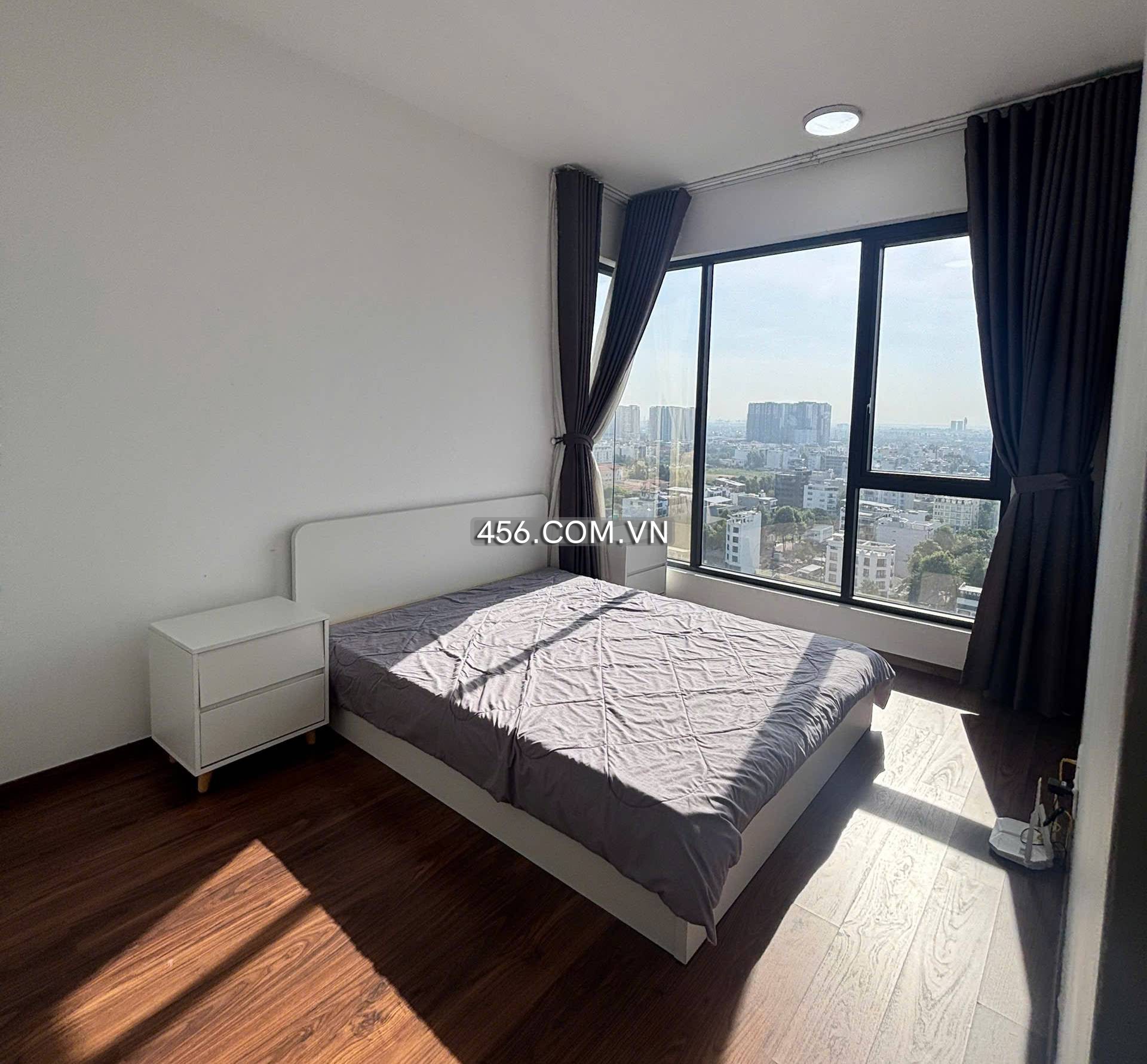 Hinh-One Verandah Apartment For Sale 2 Bedrooms Luminosa Tower SPA