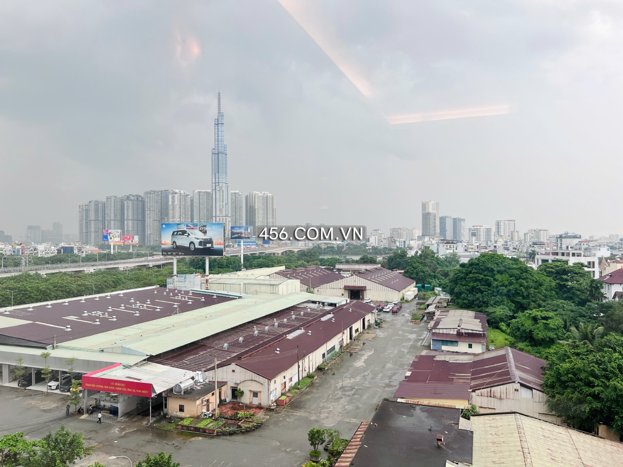 Hinh-Apartment for rent at Thao Dien Pearl, 3 bedrooms, Tower B, low floor.