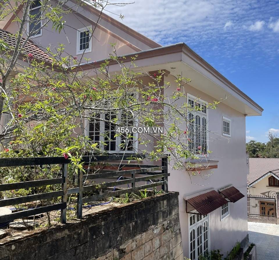Hinh-Bán Villa Biệt Thự Đường Lý Nam Đế Phường Xuân Hương Đà Lạt